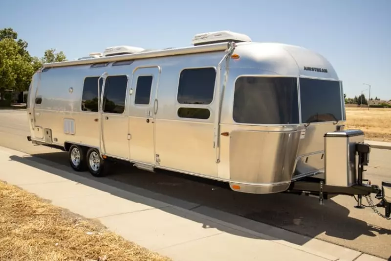 Travel Trailers For Families Travel Trailers for a Family of 4 Coachmen Apex Ultra-Lite 266BHS Interior