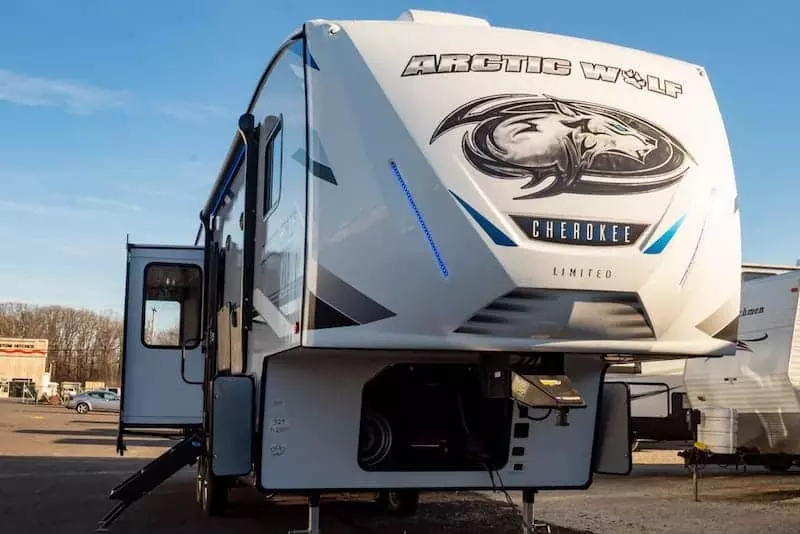 Travel Trailers For Families Travel Trailers for a Family of 6 Venture Stratus 291VQB Interior