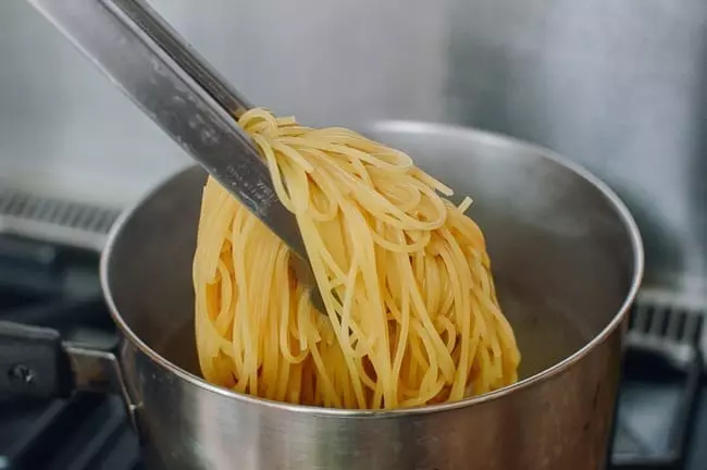 Boiling Spaghetti