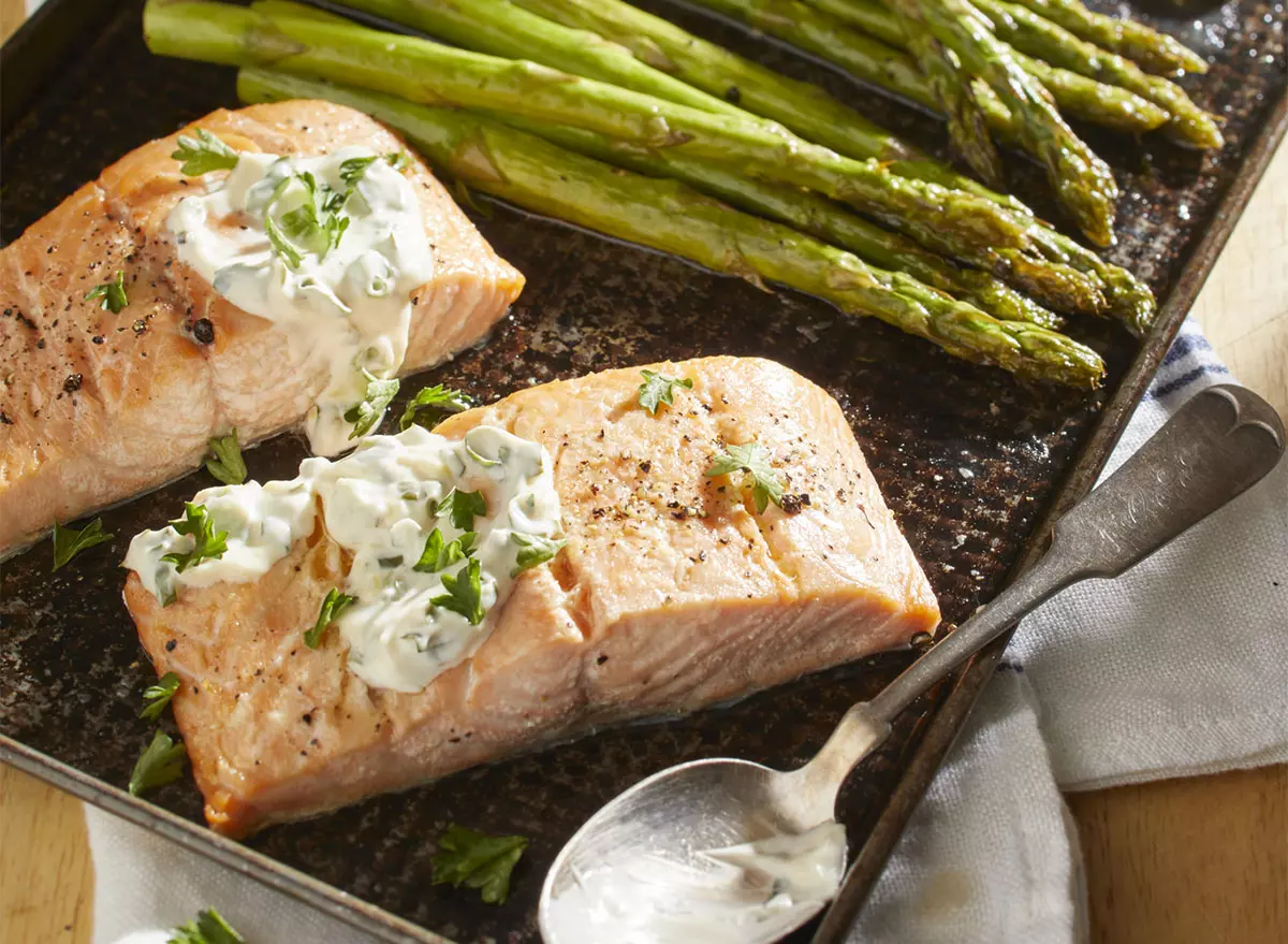 Keto butter baked salmon with asparagus on the side