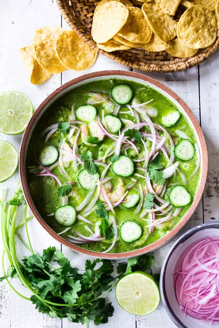 Mexican Aguachile! Similar to ceviche, shrimp is cooked in a mixture of lime juice, chiles, and cilantro. Flavorful, simple and sooooo delicious! #aguachile #shrimp #verde #ceviche #Mexican