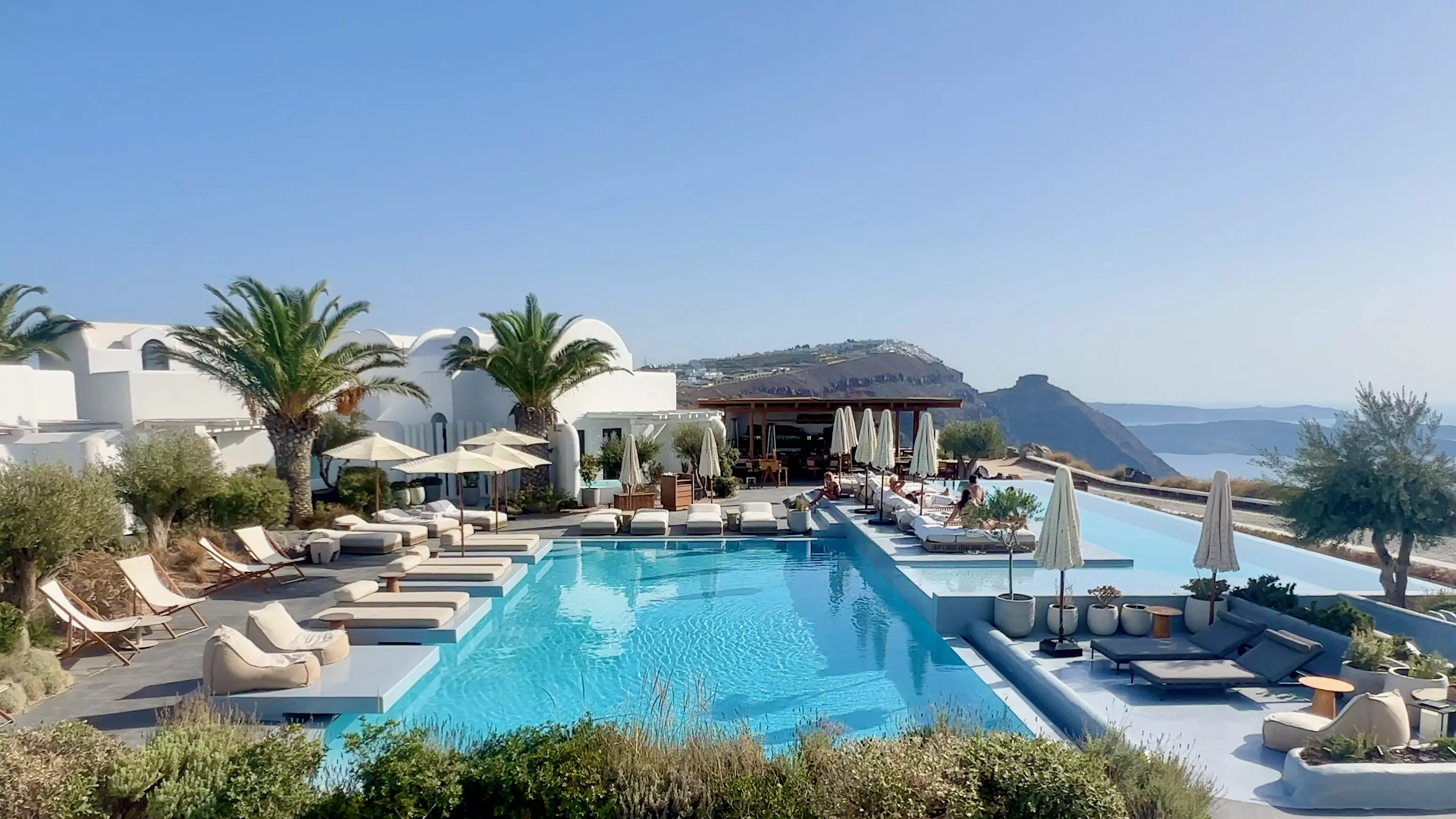 Review: Nobu Hotel Santorini